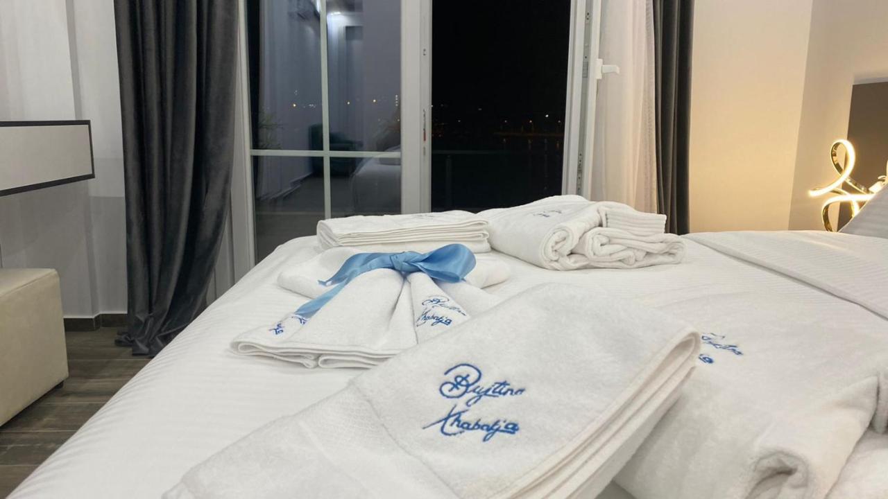 Hotel Bujtina Xhabakja Belsh Esterno foto