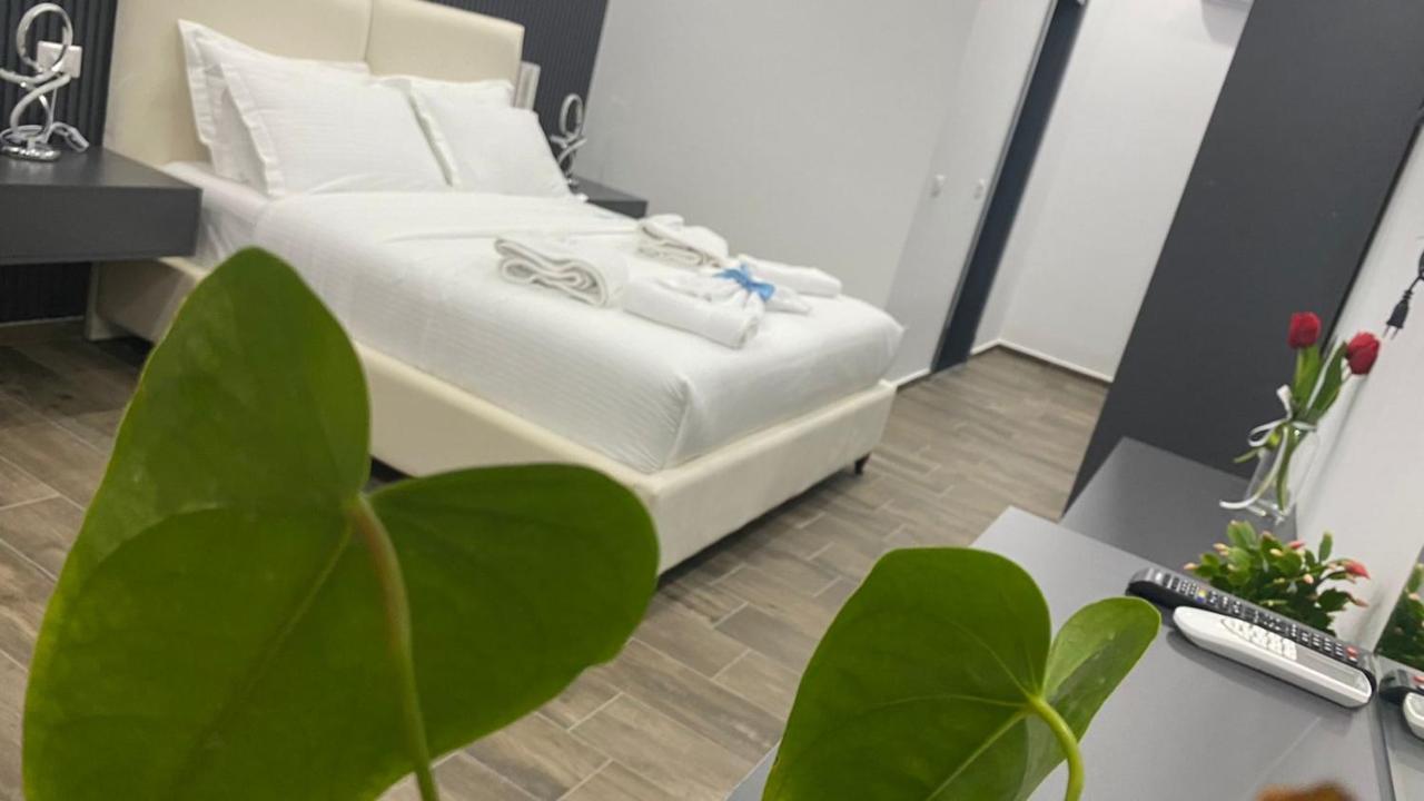 Hotel Bujtina Xhabakja Belsh Esterno foto